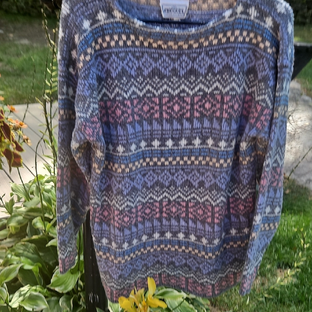 Vintage, Patterned Sweater With Multicolor Design - image 1